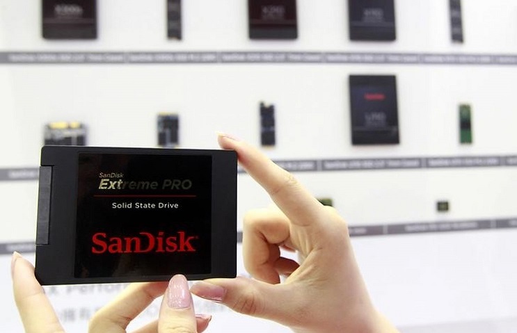 Why Is Chipmaker SanDisk Forecasting Lower Revenue?