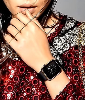 Apple Watches Rejected by Fashion Director