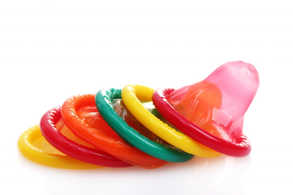 "Chameleon Condoms Change Colors to Alarm Wearers of Potential STD"