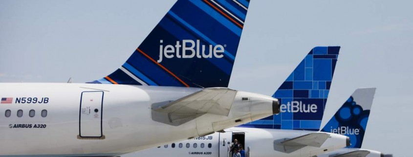 "jetblue passengers arrested after fight"