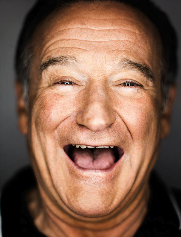 Remember Robin Williams 1 Year After His Death