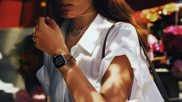 "apple watch is helping out pregnant women and doctors"