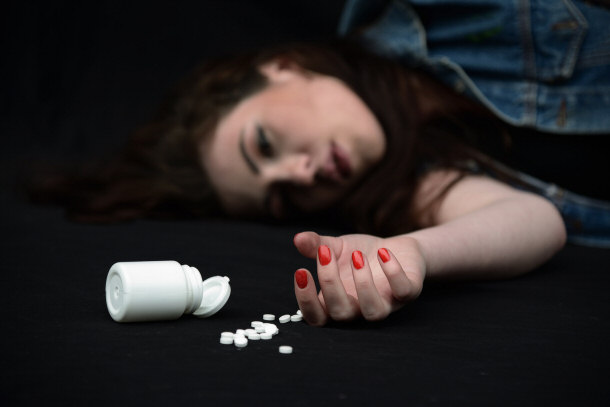 "cdc funding 16 states against opioid abuse"