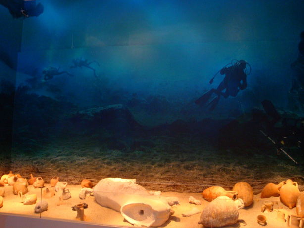 "antikythera shipwreck reveals 50 more items in 2015"