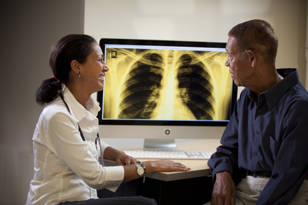 "ct scans could detect lung cancer early"