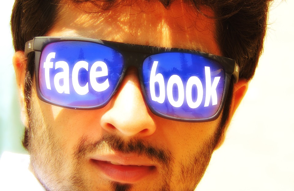 "facebook"