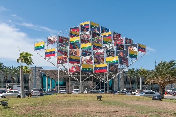 santiago international airport